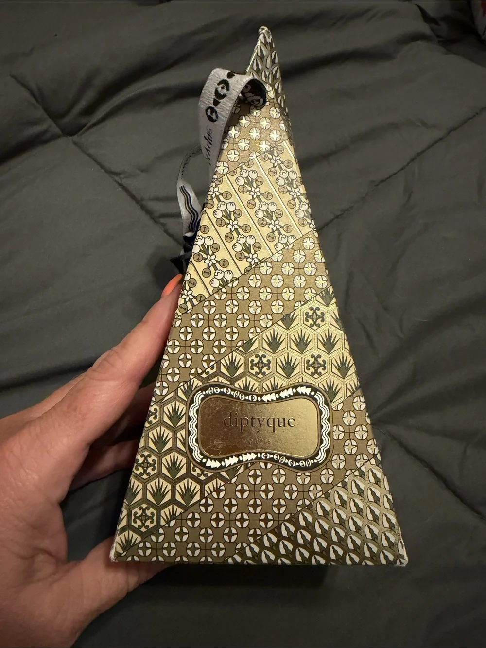 diptyque Gold and Black Pyramid Gift Set with Face Oil, Body Oil and Body Polish
